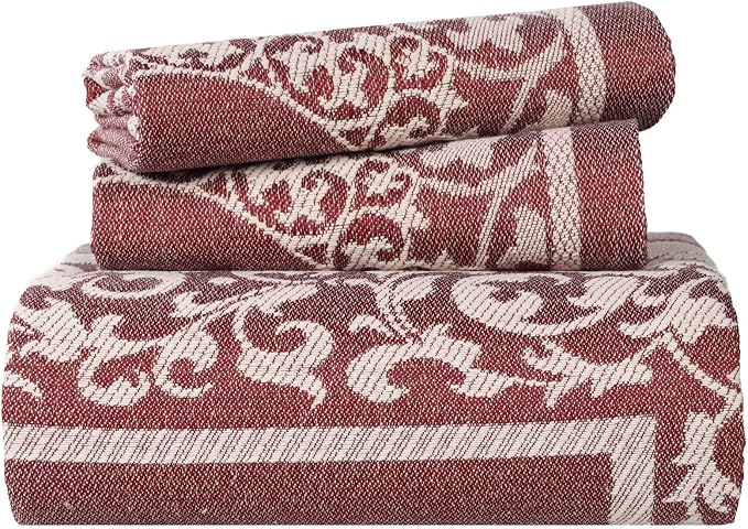 Superior Cotton Blend Bedspread Set, Includes 1 Tailored Bedspread and 2 Matching Pillow Shams, Lightweight Blanket, Bedding Decor, Jacquard Vintage Floral Mandala, Lyron Collection, Full, Berry Red