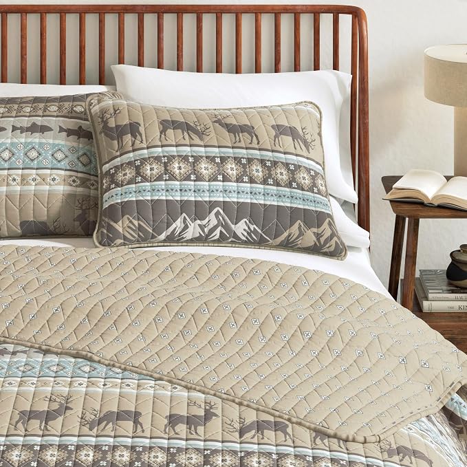Great Bay Home Lodge Quilt Set - 2-Piece Twin/Twin XL Size Rustic Bedding Set - Lightweight, All-Season, Reversible Bedspread (Rustic Lodge Stripes)