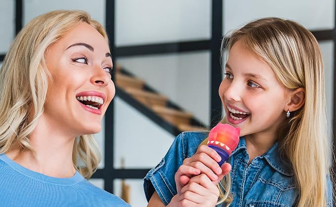 Gabbys Dollhouse Toy Microphone for Kids, Includes Built-in Music and Lights, Ideal Toddler Toys (Gabbys Dollhouse)