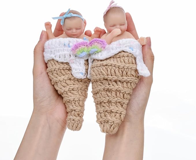 4inch Mini Platinum Silicone Reborn Baby Doll, Tiny Silicone Baby Dolls，Realistic Newborn Baby Dolls Full Body Stress Relief, Decoration, Gifts, Collectible