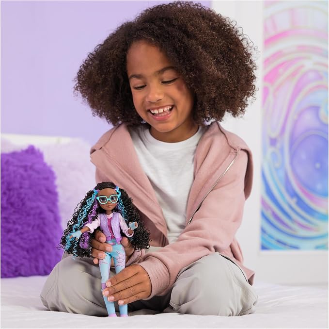 Unicorn Academy, Layla Doll with 5 Accessories, 9.5”, Dolls & Unicorn Toys for Girls Ages 4 and up