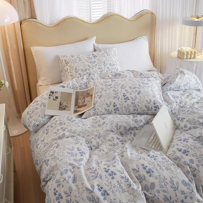 Queen Comforter Set White Blue Floral Bedding Comforter Set Queen Vintage Style Garden Floral Comforter Set for Girls Botanical Flower Comforter Set for All Seasons 1 Boho Comforter with 2 Pillowcases