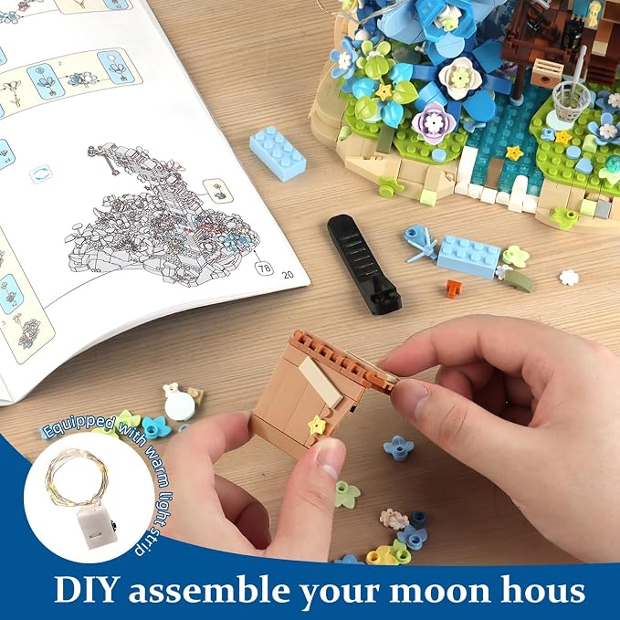 SUNHABI Moon Flower Mini Bricks Building Set, Fairy Cabin and Blue Flower Bouquet, Mini Building Blocks Botanical Collection Set, Unique Home Decor, Gift for Her and Him - 1622 Pcs Mini Bricks