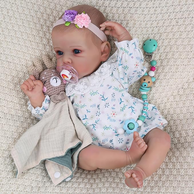 WOOROY Realistic Reborn Baby Dolls, 18 Inch Lifelike Newborn Baby Girl Doll with Soft Body, Real Life Baby Dolls with Accessories Gift Toys for Kids Age 3+