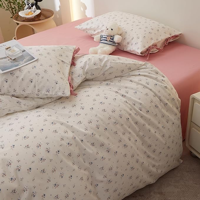 LifeTB Vintage Floral Comforter Queen Comforter Set, Aesthetic Botanical Flowers Pattern Lightweight Comforter Set for All Seasons, Farmhouse Cottagecore Bedding Comforter with 2 Bowknot Pillowcases