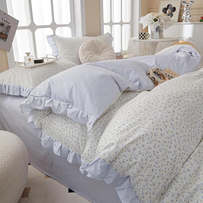 LifeTB Blue Floral Comforter Set Queen Romantic Ruffle Comforter Set Coquette Bedding Comforter for Girls Women Comfy Fluffy Boho Cottagecore Bedding Blue Flowers Comforter Set with 2 Pillowcases
