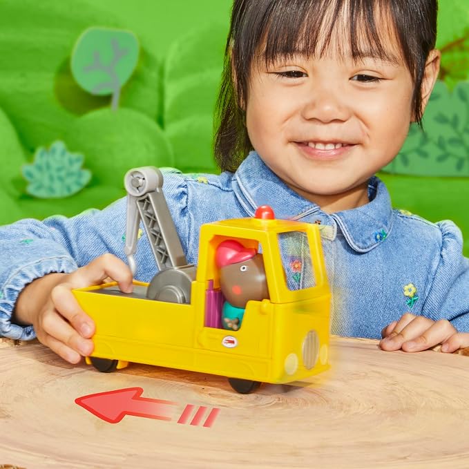 Peppa Pig Granddad Dog's Tow Truck Construction Vehicle and Figure Set, Preschool Toys for Boys and Girls 3 Years and Up