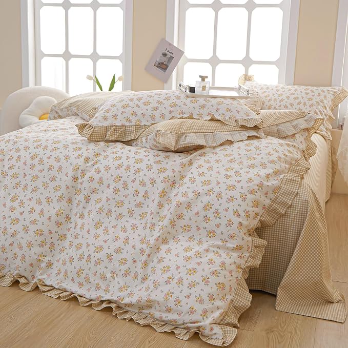 Ruffle Floral Comforter Set King 3 Pieces Vintage Flowers Pattern Romantic Ruffled Comforter with 2 Pillowcases Fluffy Soft Cottagecore Bedding Set Farmhouse Flowers Botanical Comforter Set King