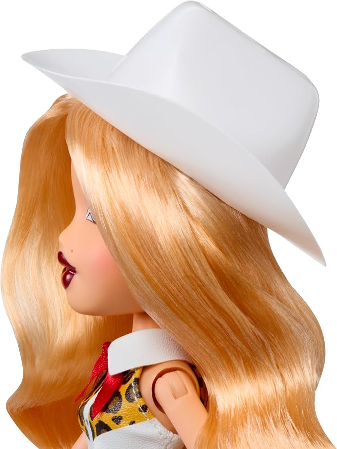 Bratz Sassy Stampede Cloe Fashion Doll with Accessories: Western, Cowgirl Style Clothes & Accessory Pieces﻿