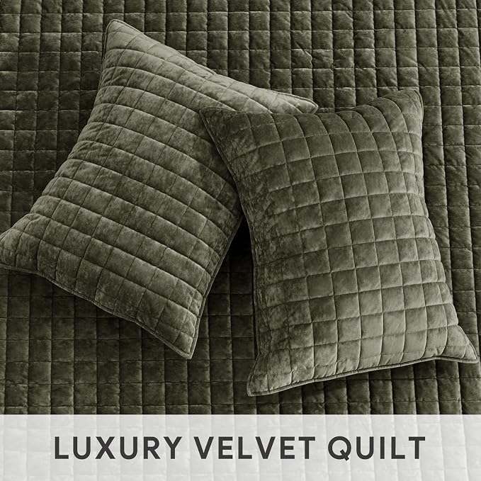 RECYCO Luxury Velvet Quilt Set, California King 118'' x 106'' Oversized Bedspread, Ultra Soft Velvet Comforter, Lightweight Box Stitch Bedding Sets for All Season, with 2 Shams, Olive Green