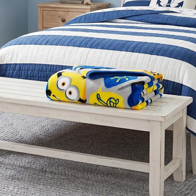Franco Kids Bedding Super Soft Plush Throw Blanket, 46 in x 60 in, Minions The Rise Of Gru
