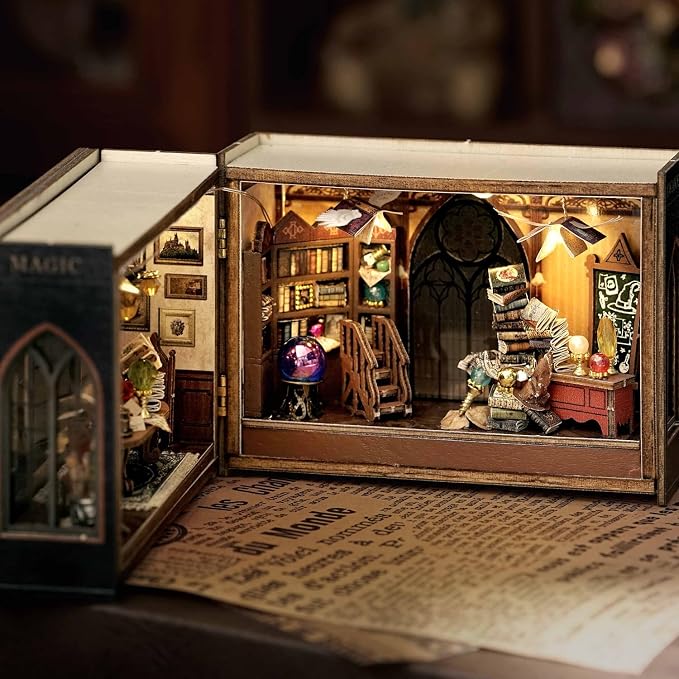 TuKIIE DIY Miniature Dollhouse Kit with Furniture, 1:32 Scale Opened & Closed Mini Cube Wooden Doll House Book Nook Creative Room for Kids Teens Adults(Magical Fate)