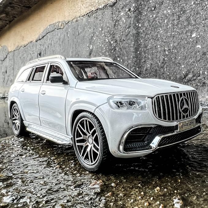 WAKAKAC 1/24 GLS63 AMG Model Car,Zinc Alloy Diecast Toy Car Pull Back with Light and Sound Toy Vehicle Door Can Be Opened (White)