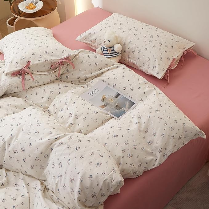 LifeTB Vintage Floral Comforter Queen Comforter Set, Aesthetic Botanical Flowers Pattern Lightweight Comforter Set for All Seasons, Farmhouse Cottagecore Bedding Comforter with 2 Bowknot Pillowcases