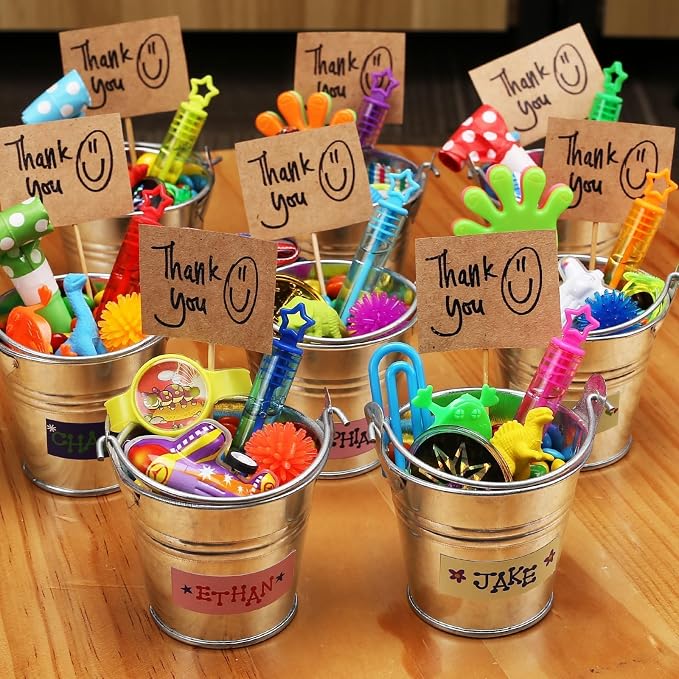 32 Pcs 8 Colors Neon Bubbles Party Favors For Kids, Mini Star Bubble Wand Bulk In Gift Box as Goody Bags Stuffer, Classroom Giveaways, Carnival Prizes Toy, Birthday Treats, Party Supplies For Toddlers