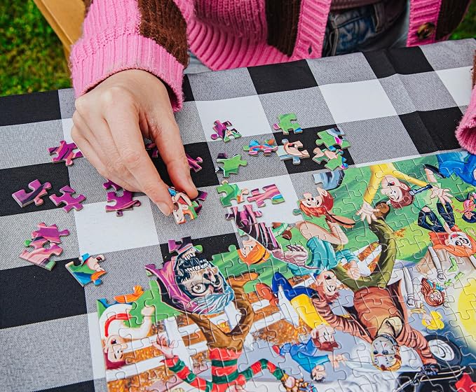 Horror Attack 1000-Piece Jigsaw Puzzle | Fun Brain Teaser, Toys & Games for Adults | 28 x 20 Inches