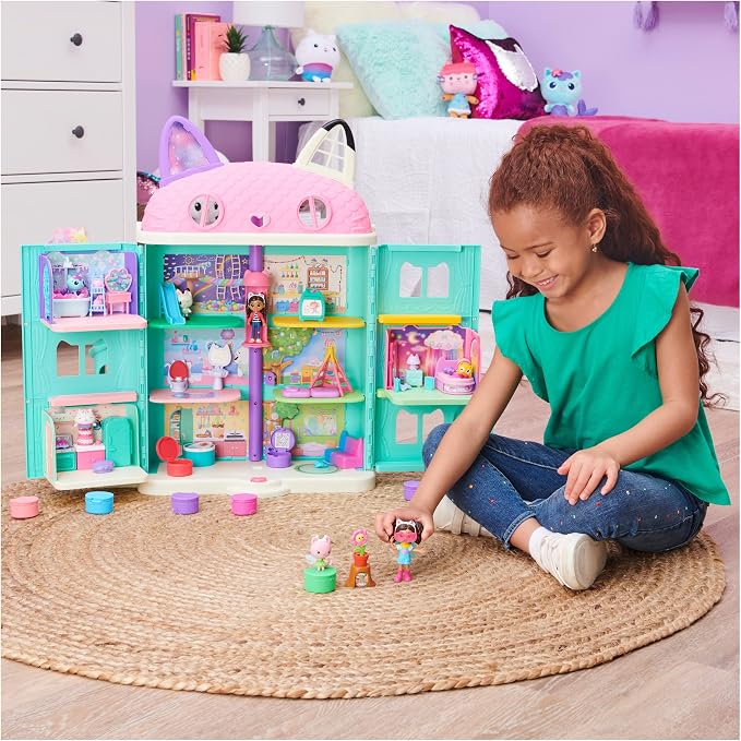 Gabby's Dollhouse, Flower-rific Garden Set with 2 Toy Figures, 2 Accessories, Delivery and Furniture Piece, Kids Toys for Ages 3 and up