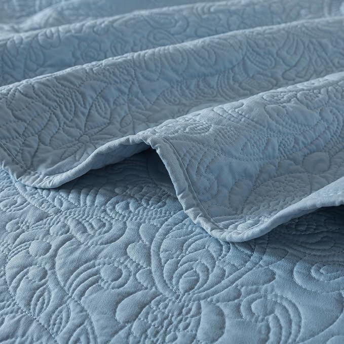 HoneiLife Embroidered Quilt King Size - 3 Piece Microfiber Quilt Sets Lightweight Bedspreads Reversible Coverlets Retro Bed Cover Quited Bedding Set Spring/Summer Quilts