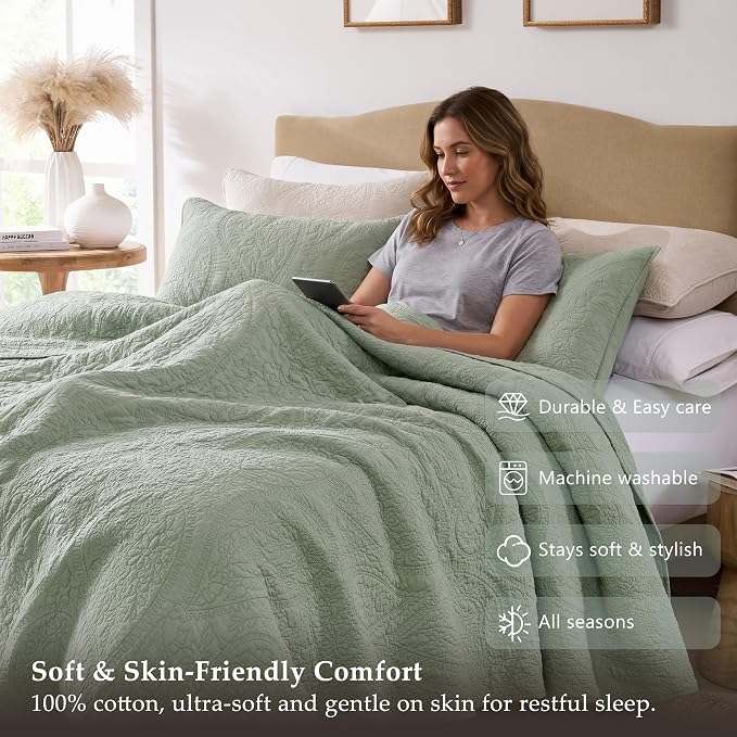 palassio Sage Green Paisley 100% Cotton Quilt California Cal King Size Bedding Sets with 2 Pillow Shams, Oversized Boho Farmhouse Vintage Soft Bedspread Shabby Chic Coverlet for All Season, 3 Pieces