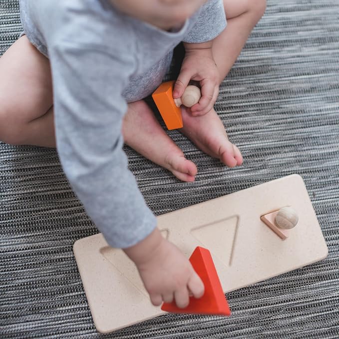 PlanToys® Triangle Matching Puzzle Wooden Sorting & Logic Toy for Kids Ages 3+ | Montessori Educational Game for Fine-Motor Skills & Spatial Reasoning | Eco-Friendly Learning Toy
