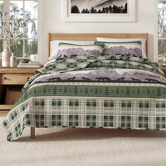 Great Bay Home Lodge Quilt Set - 3-Piece Full/Queen Size Rustic Bedding Set - Lightweight, All-Season, Reversible Bedspread (Forest Patchwork)