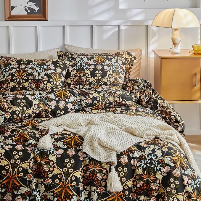 LifeTB Queen Comforter Set Vintage Paisley Floral Comforter Set with Flowers Leaves Pattern Fluffy Soft Vibrant Bohemian Floral Bedding Set Cottagecore Botanical Flowers Comforter with 2 Pillow Shams
