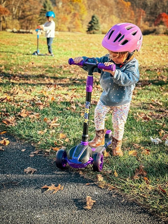 Nattork Kids Scooter for Age 3-8, Toddler Scooter with 4 Adjustable Height for Boys & Girls, Light Up 3-Wheels Foldable Kick Scooter, Lean to Steer, 120LB Weight Capacity