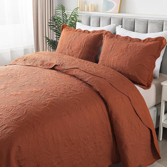 HoneiLife Queen Quilt Bedding Set - 3 Piece Microfiber Quilt Sets Lightweight Bedspreads Reversible Coverlets Retro Bed Cover Paisley Pattern Bedding Set All Season Quilts-Rust