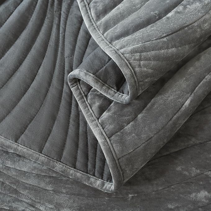 HoneiLife Velvet Quilt Sets Queen - Lightweight Bedspreads 3-Pieces, Wavy Coverlets Rustic Bed Cover Queen Quilt Bedding Sets for All Season Use, Grey