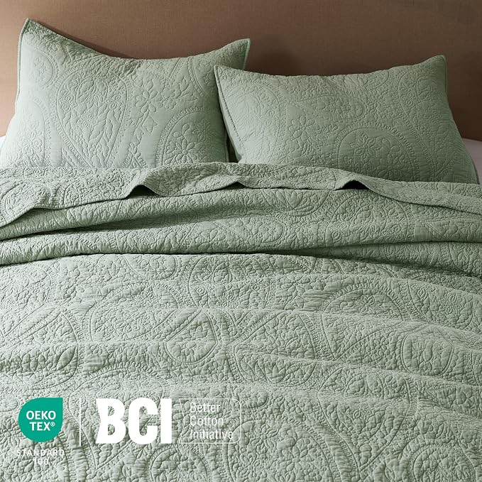 palassio Sage Green Paisley 100% Cotton Quilt California Cal King Size Bedding Sets with 2 Pillow Shams, Oversized Boho Farmhouse Vintage Soft Bedspread Shabby Chic Coverlet for All Season, 3 Pieces