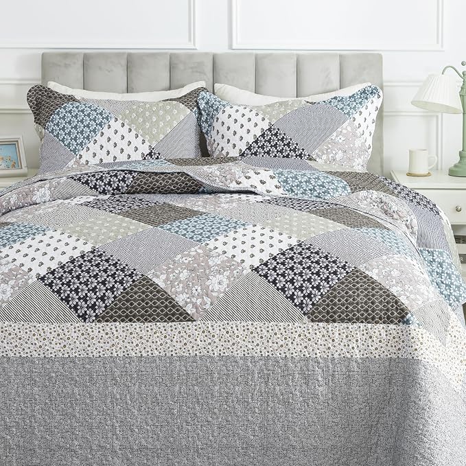 NEWLAKE Quilt Set Queen Size, Bedspread Sets Light Grey Square, Reversible Quilt Bedding Set Lightweight and Breathable for All Seasons, Soft Quilted Bedspread with 2 Pillow Shams