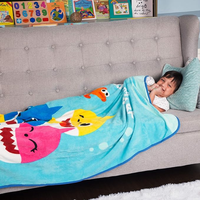 Franco Kids Bedding Super Soft Micro Raschel Throw, 46 in x 60 in, Baby Shark